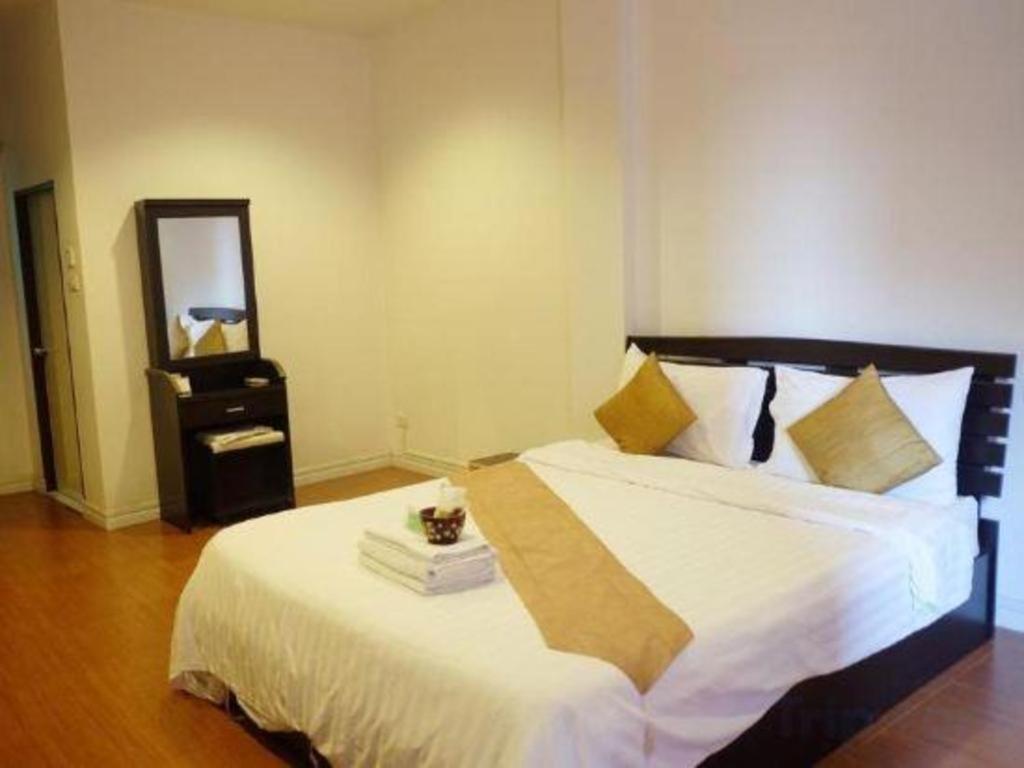 Oyo 1089 Baan Boran Hotel Bangkok Ngoại thất bức ảnh