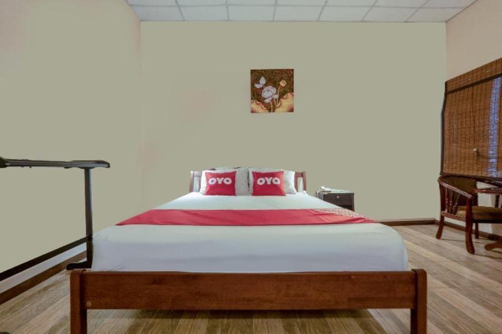 Oyo 1089 Baan Boran Hotel Bangkok Ngoại thất bức ảnh