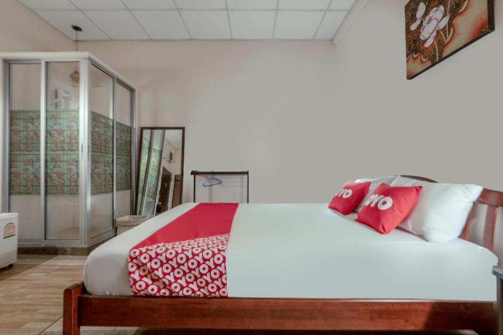 Oyo 1089 Baan Boran Hotel Bangkok Ngoại thất bức ảnh