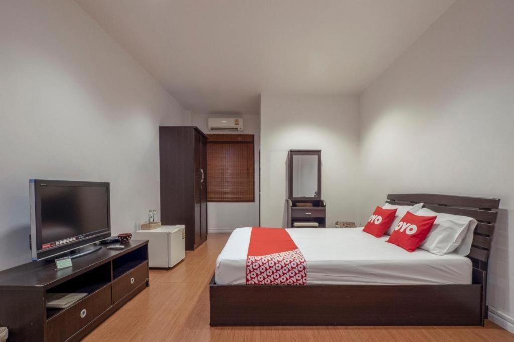 Oyo 1089 Baan Boran Hotel Bangkok Ngoại thất bức ảnh