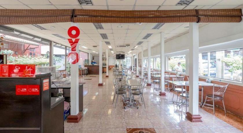 Oyo 1089 Baan Boran Hotel Bangkok Ngoại thất bức ảnh