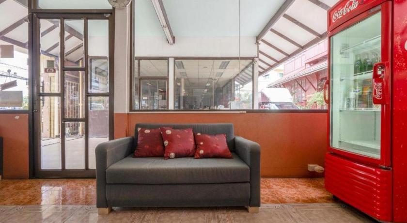 Oyo 1089 Baan Boran Hotel Bangkok Ngoại thất bức ảnh